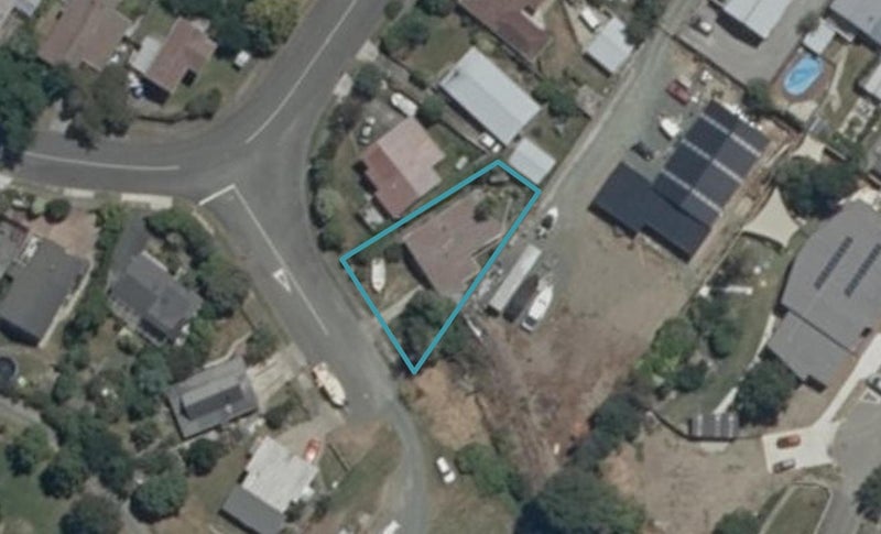 11 Naumai Street, Atawhai, Nelson - Carousel 1