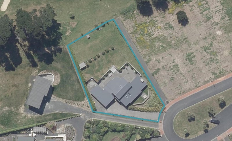 26 Highgrove, Saint Clair, Dunedin - Carousel 1