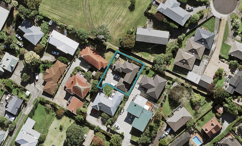 17A Olsen Avenue, Hillsborough, Auckland - Carousel 1