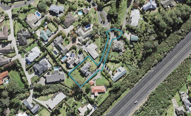 17 Kimberly Grove, Greenhithe, Auckland - Carousel 1