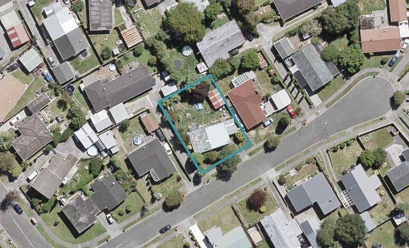7 Fremont Grove, Totara Park, Upper Hutt - Carousel 1