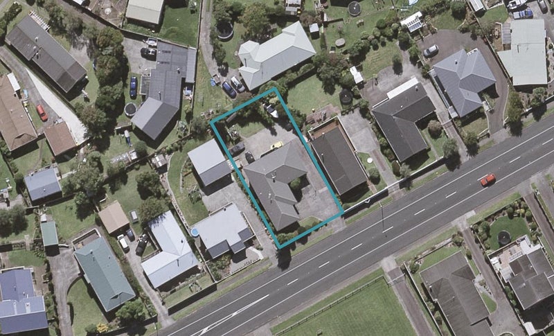 137 Parklands Avenue, Bell Block, New Plymouth - Carousel 1