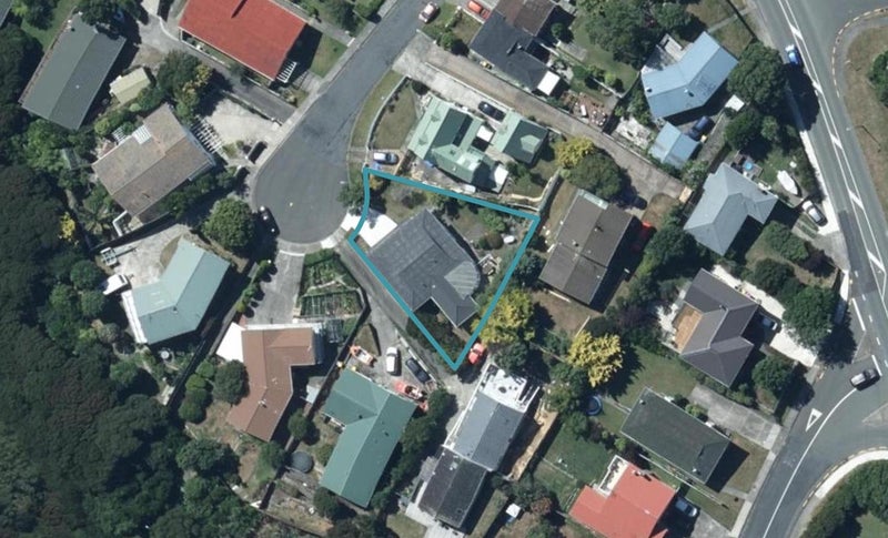9 Mervyn Place, Plimmerton, Porirua - Carousel 1