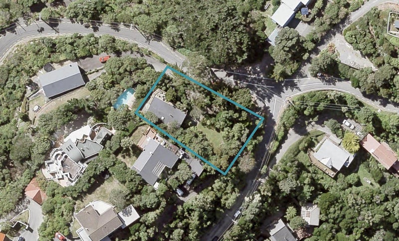 53 Howard Road, Point Howard, Lower Hutt - Carousel 1