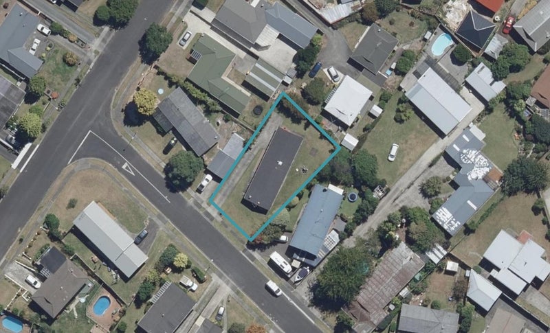 3 Ridgeway Place, Glenview, Hamilton - Carousel 1