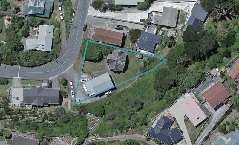 2 Otaki Street, Miramar, Wellington - Carousel 1