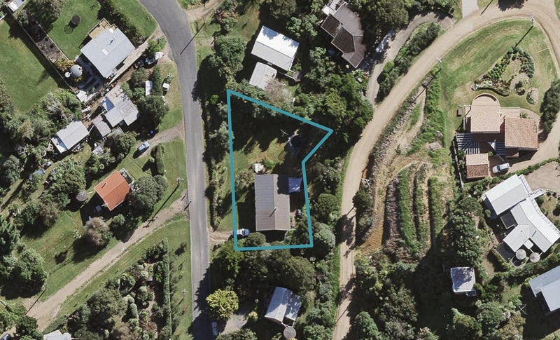 7 Eden Terrace, Onetangi, Waiheke Island - Carousel 1
