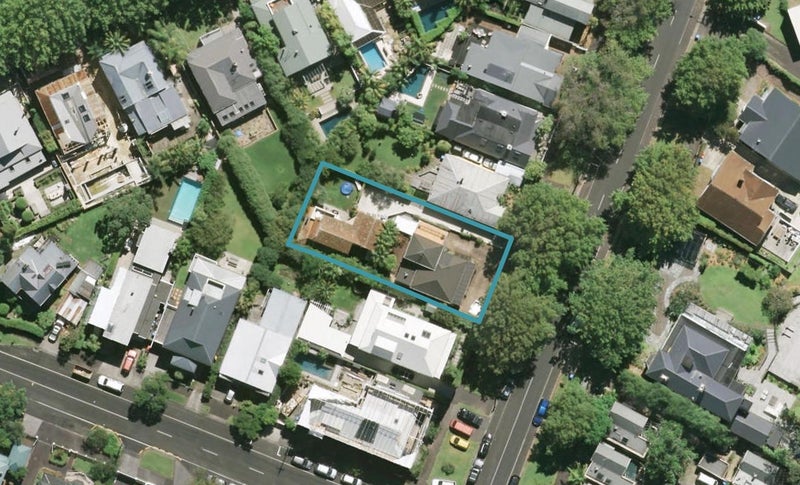 16 Hepburn Street, Freemans Bay, Auckland - Carousel 1