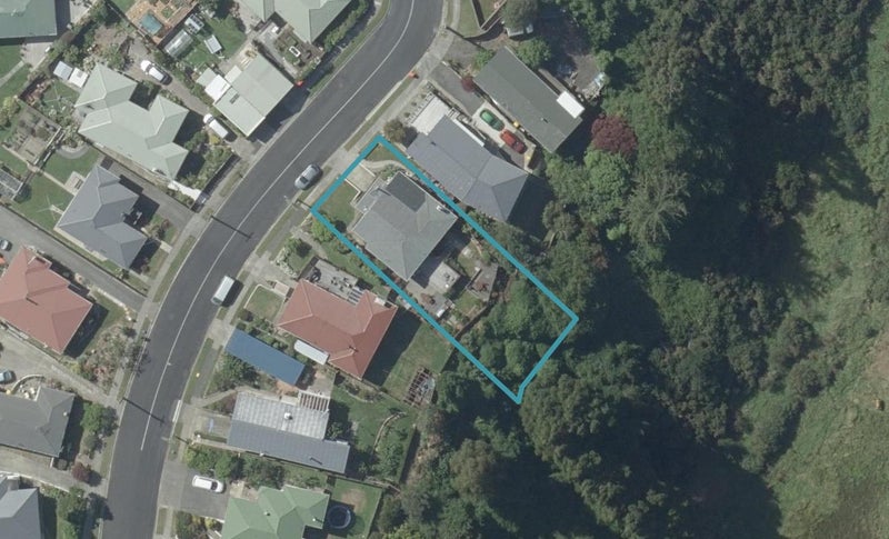 52 Koremata Street, Green Island, Dunedin - Carousel 1