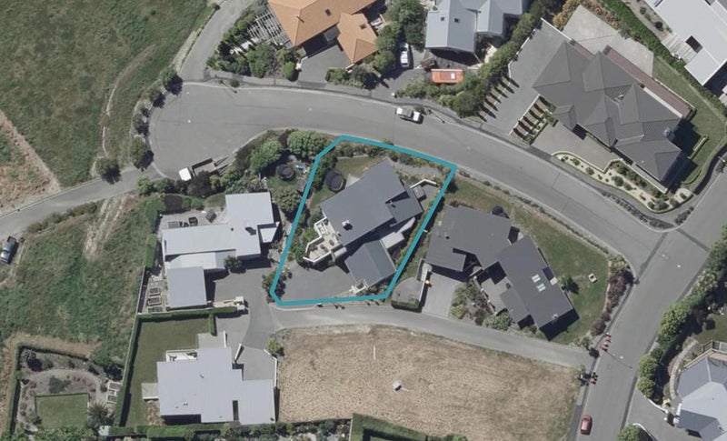 128 Glenstrae Road, Redcliffs, Christchurch - Carousel 1