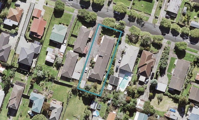 2/123 Gardner Avenue, New Lynn, Auckland - Carousel 1