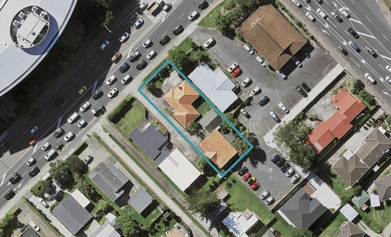 1/4 Northcote Road, Takapuna, Auckland - Carousel 1