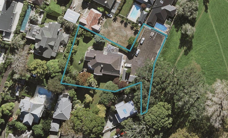42 Golf Road, Epsom, Auckland - Carousel 1