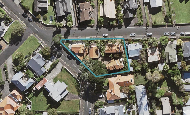 4/39 Church Street, Northcote Point, Auckland - Carousel 1