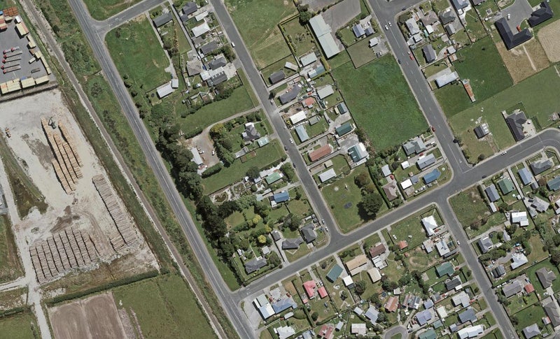 37 Shannon Street, Clifton, Invercargill - Carousel 1