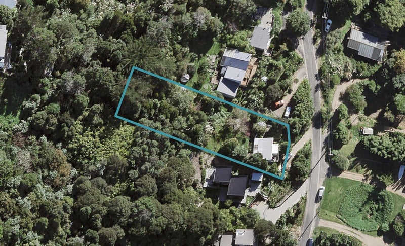 26 Lannan Road, Surfdale, Waiheke Island - Carousel 1