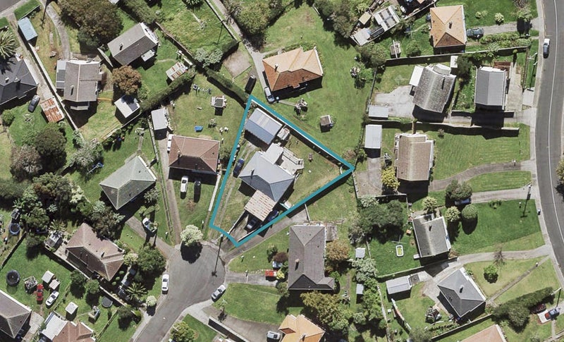 10 Christini Street, Wesley, Auckland - Carousel 1