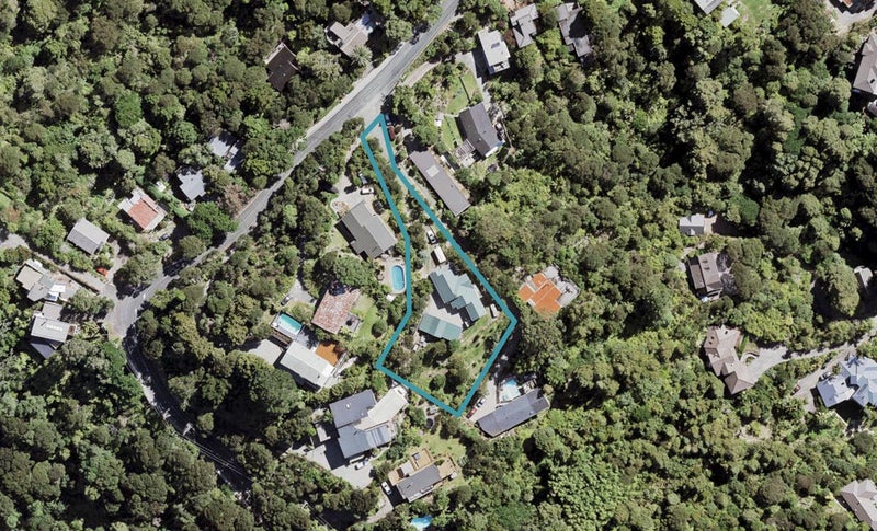 762 South Titirangi Road, Titirangi, Auckland - Carousel 1