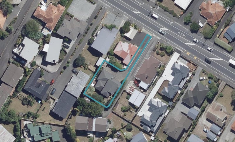 180A Cambridge Road, Hillcrest, Hamilton - Carousel 1