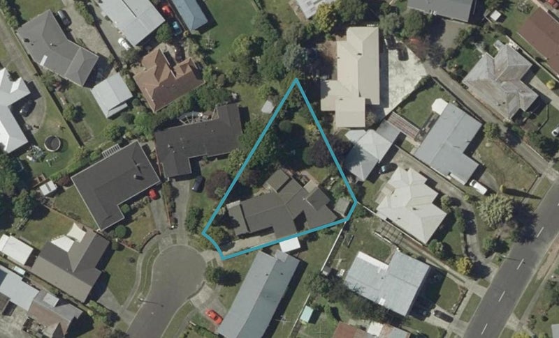 16 Anaru Place, Awapuni, Palmerston North - Carousel 1