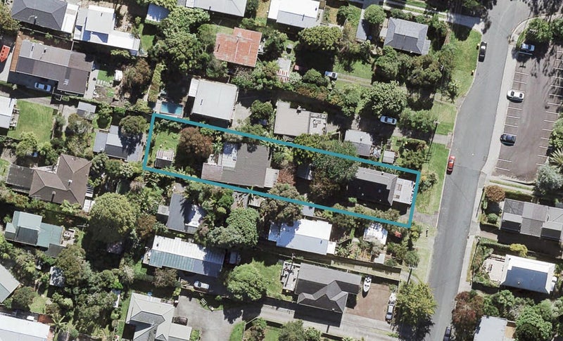 2/28 Cresta Avenue, Beach Haven, Auckland - Carousel 1