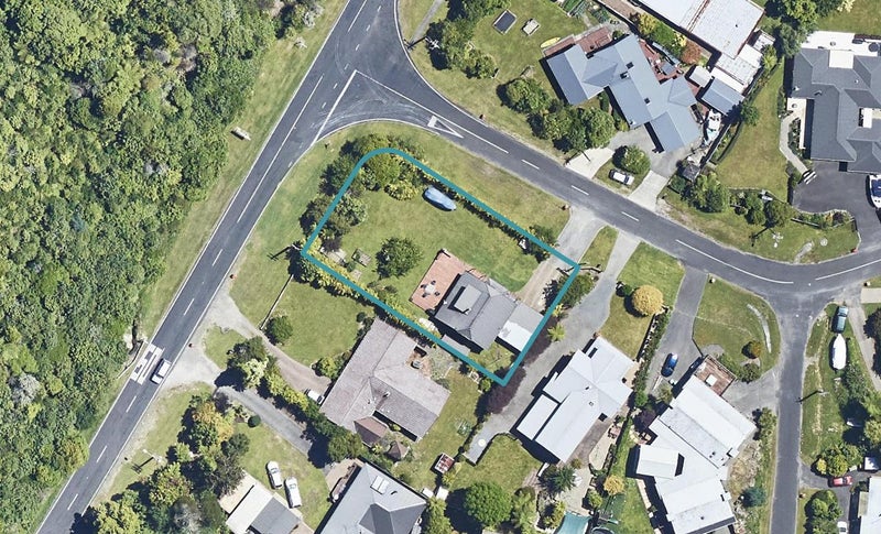 1 Benn Road, Lake Okareka, Rotorua - Carousel 1