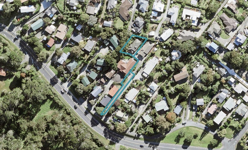 534 Whangaparaoa Road, Stanmore Bay, Whangaparaoa - Carousel 1