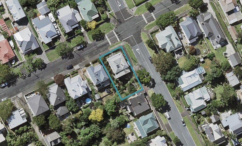 39 Mozeley Avenue, Devonport, Auckland - Carousel 1