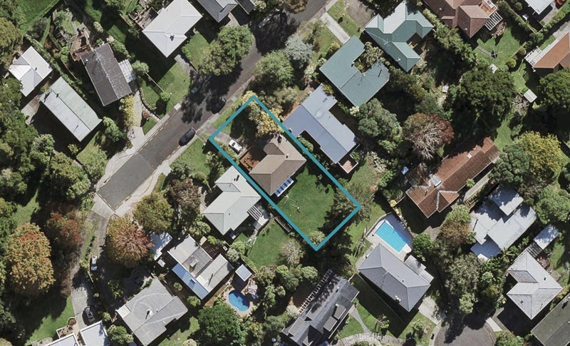 58 Holland Road, Hillcrest, Auckland - Carousel 1