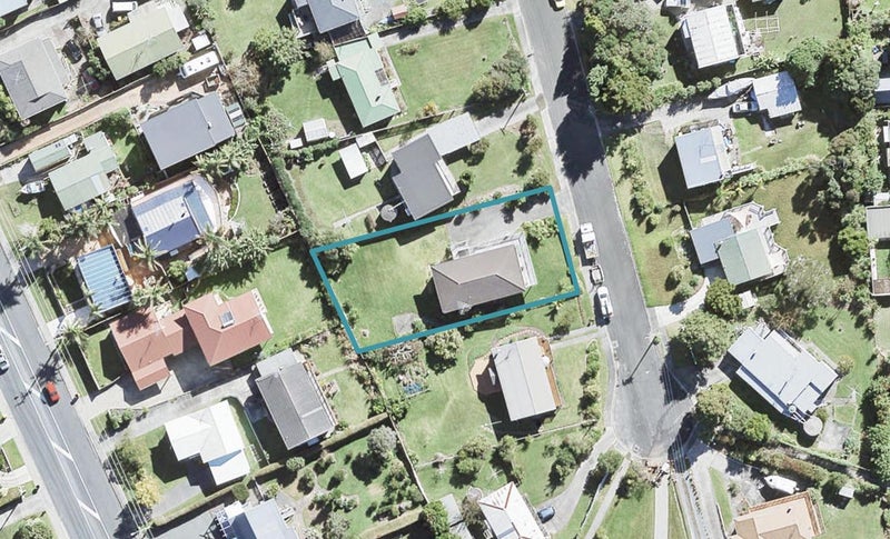 12 Virginia Circus, Snells Beach, Snells Beach - Carousel 1