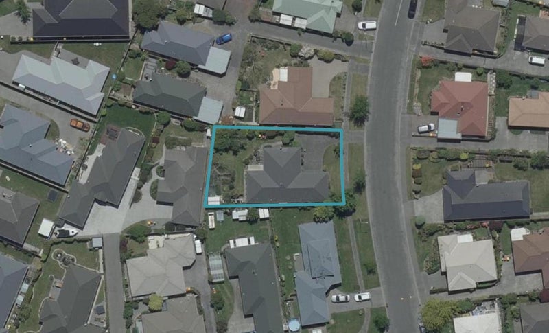20 Kintyre Drive, Broomfield, Christchurch - Carousel 1