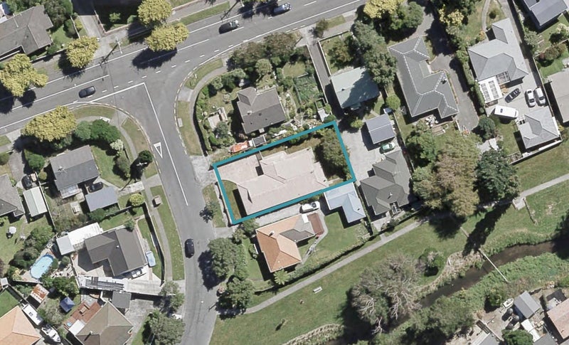 522 riverside DR, NAENAE, LOWER HUTT - Carousel 1