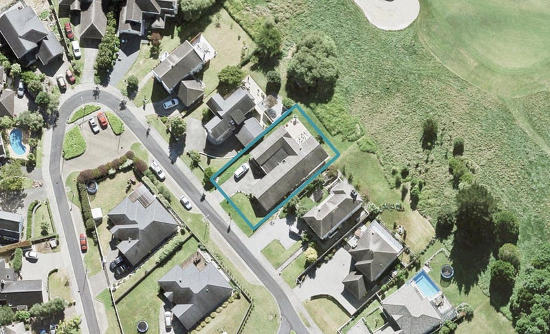 24 Fingal Way, Gulf Harbour, Whangaparaoa - Carousel 1