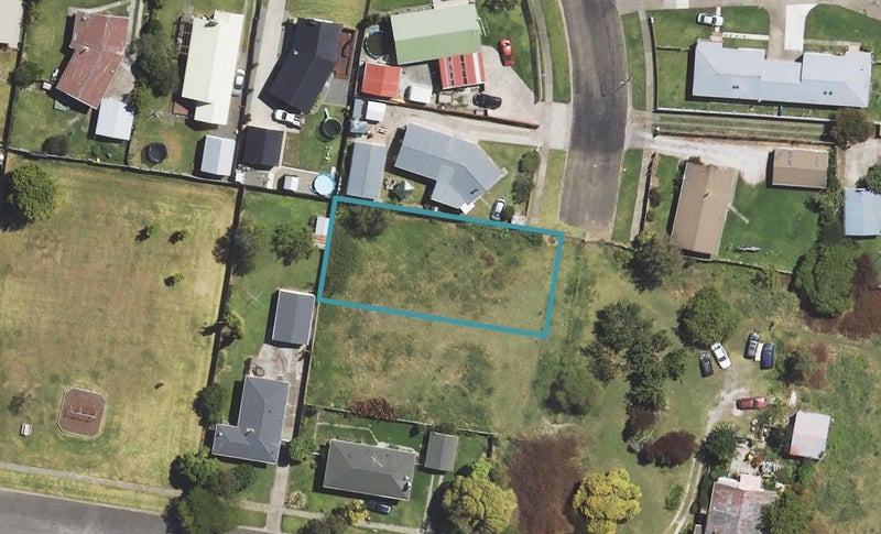5 Lorraine Street, Outer Kaiti, Gisborne - Carousel 1