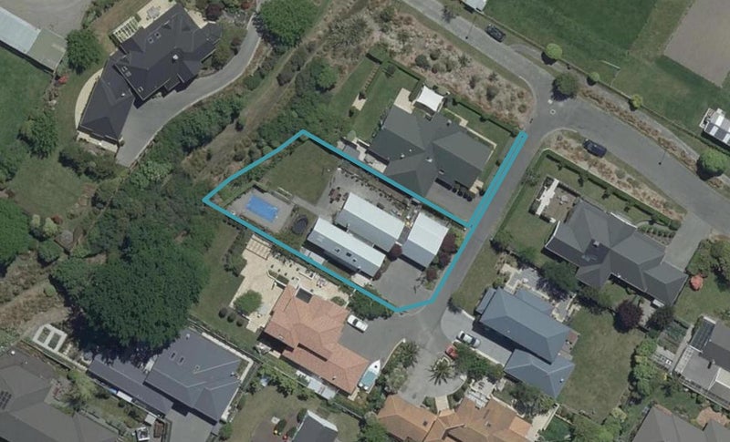 4 Heacham Lane, Harewood, Christchurch - Carousel 1