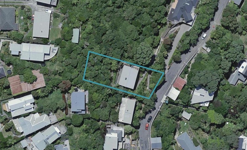 17 Fortification Road, Karaka Bays, Wellington - Carousel 1