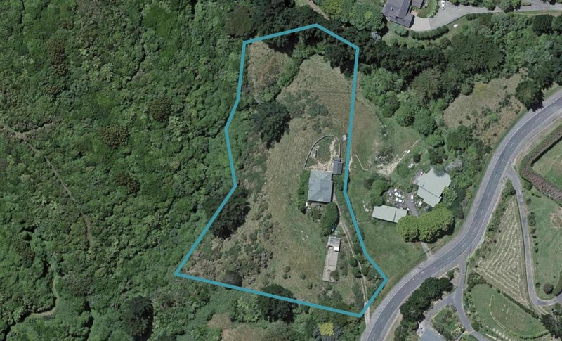 51 Woodburn Drive, Takapu Valley, Wellington - Carousel 1