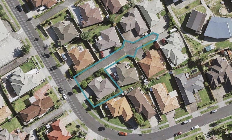 28 Mt Lebanon Crescent, The Gardens, Auckland - Carousel 1