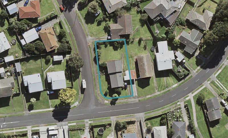 1 Kirkella Crescent, Mangere East, Auckland - Carousel 1