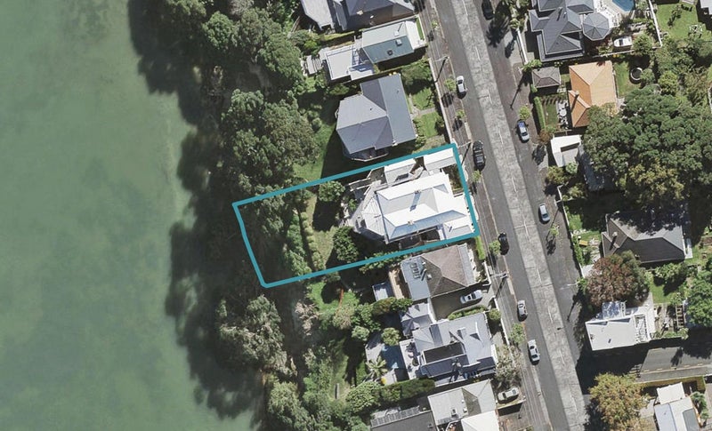 60 Queen Street, Northcote Point, Auckland - Carousel 1