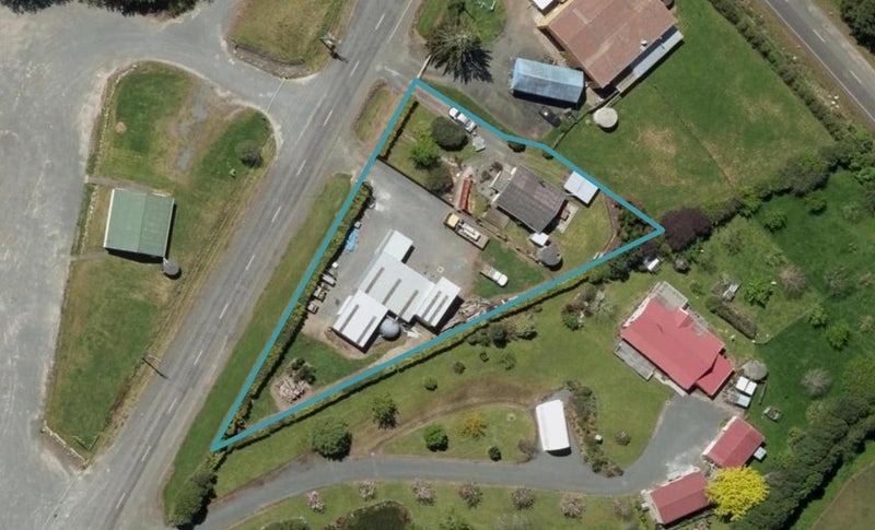 74 Saleyards Road, Kamo - Carousel 1