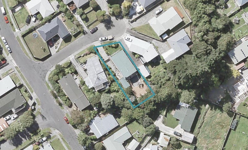 6 Lincoln Grove, Wainuiomata, Lower Hutt - Carousel 1