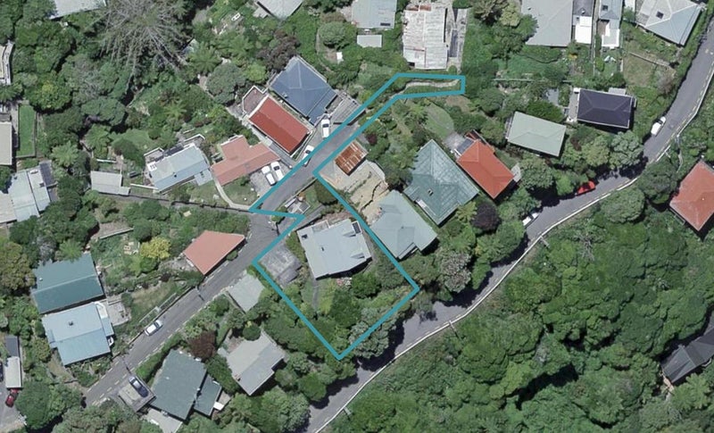 40 Mount Pleasant Road, Aro Valley, Wellington - Carousel 1