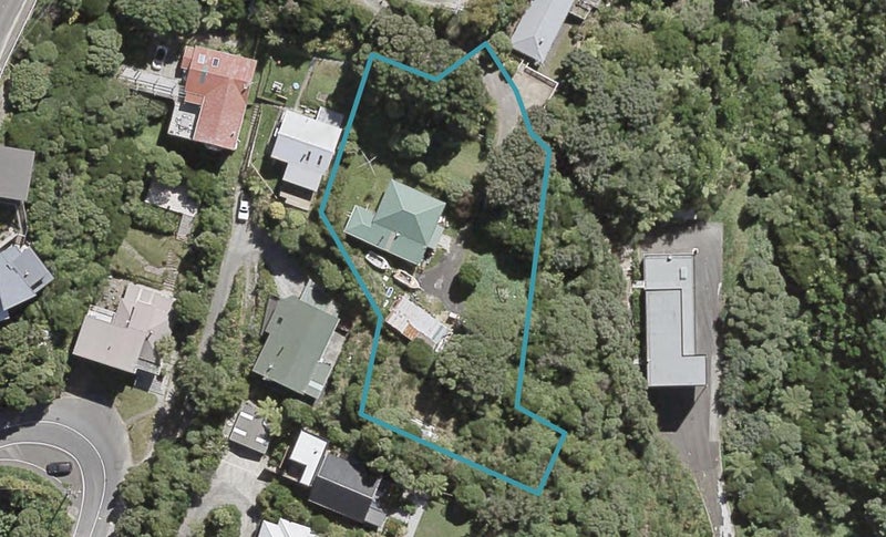 10 Singers Road, Korokoro, Lower Hutt - Carousel 1