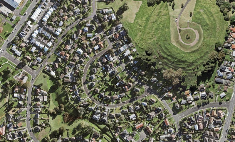 16B Roseman Avenue, Mount Roskill, Auckland - Carousel 1