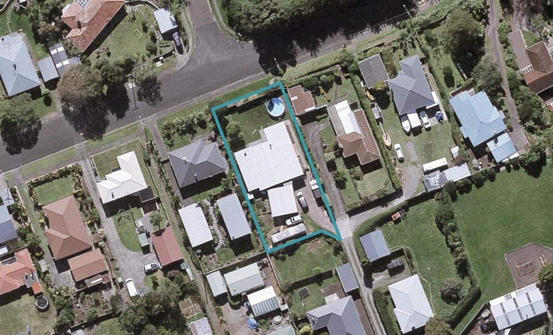 18A Hurdon Street, Hurdon, New Plymouth - Carousel 1