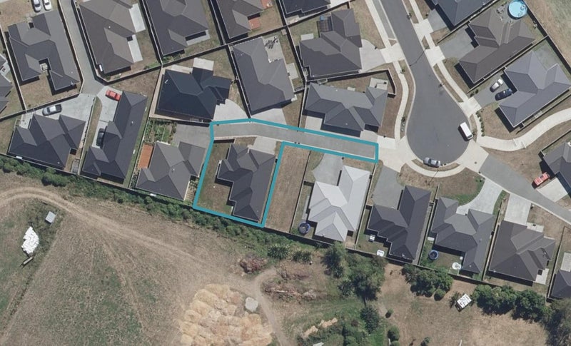 14 Oolong Court, Huntington, Hamilton - Carousel 1