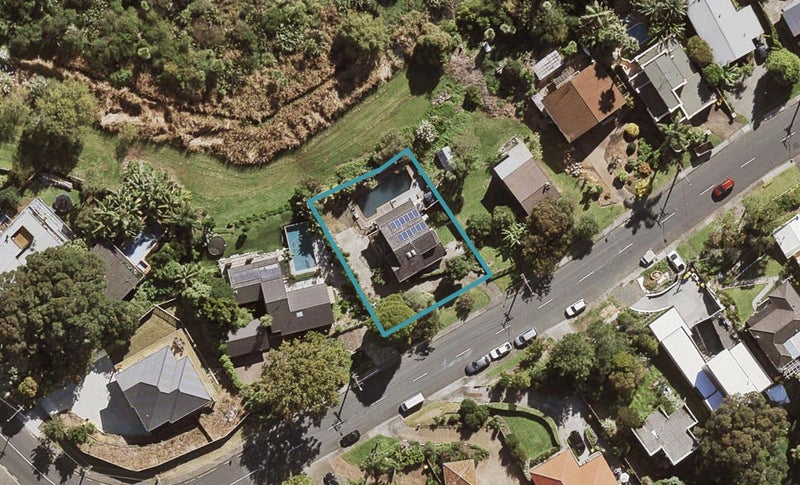 18 Sylvan Avenue, Northcote, Auckland - Carousel 1