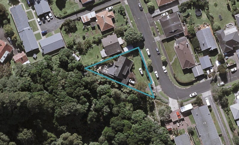 16 List Street, Welbourn, New Plymouth - Carousel 1