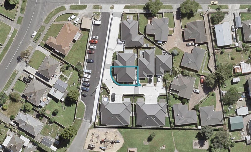 5 St Michaels Lane, Taita, Lower Hutt - Carousel 1